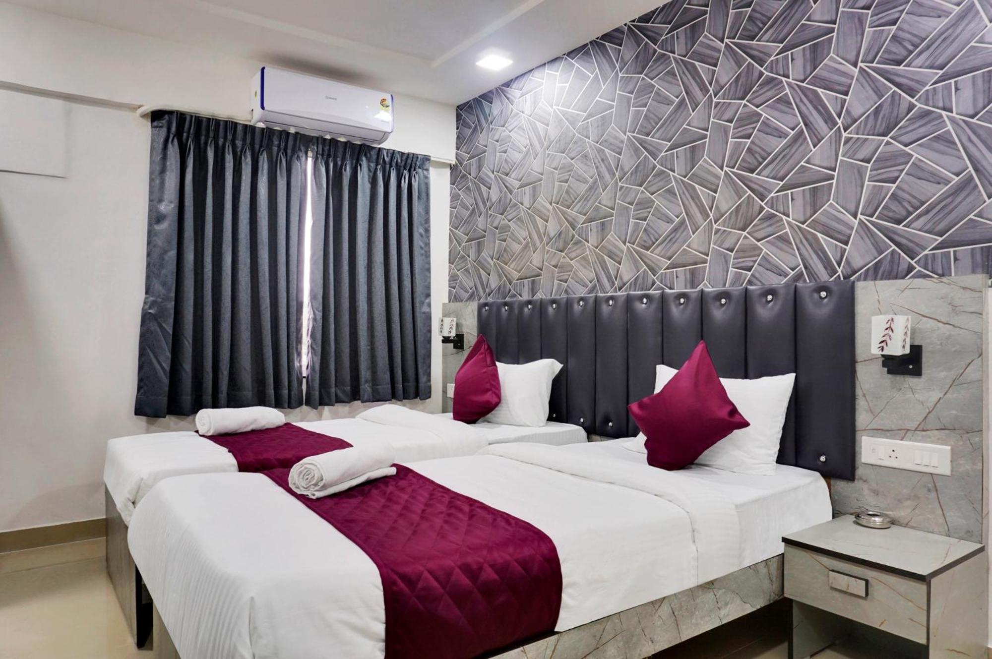 Hotel Orchard Park Pune Dış mekan fotoğraf