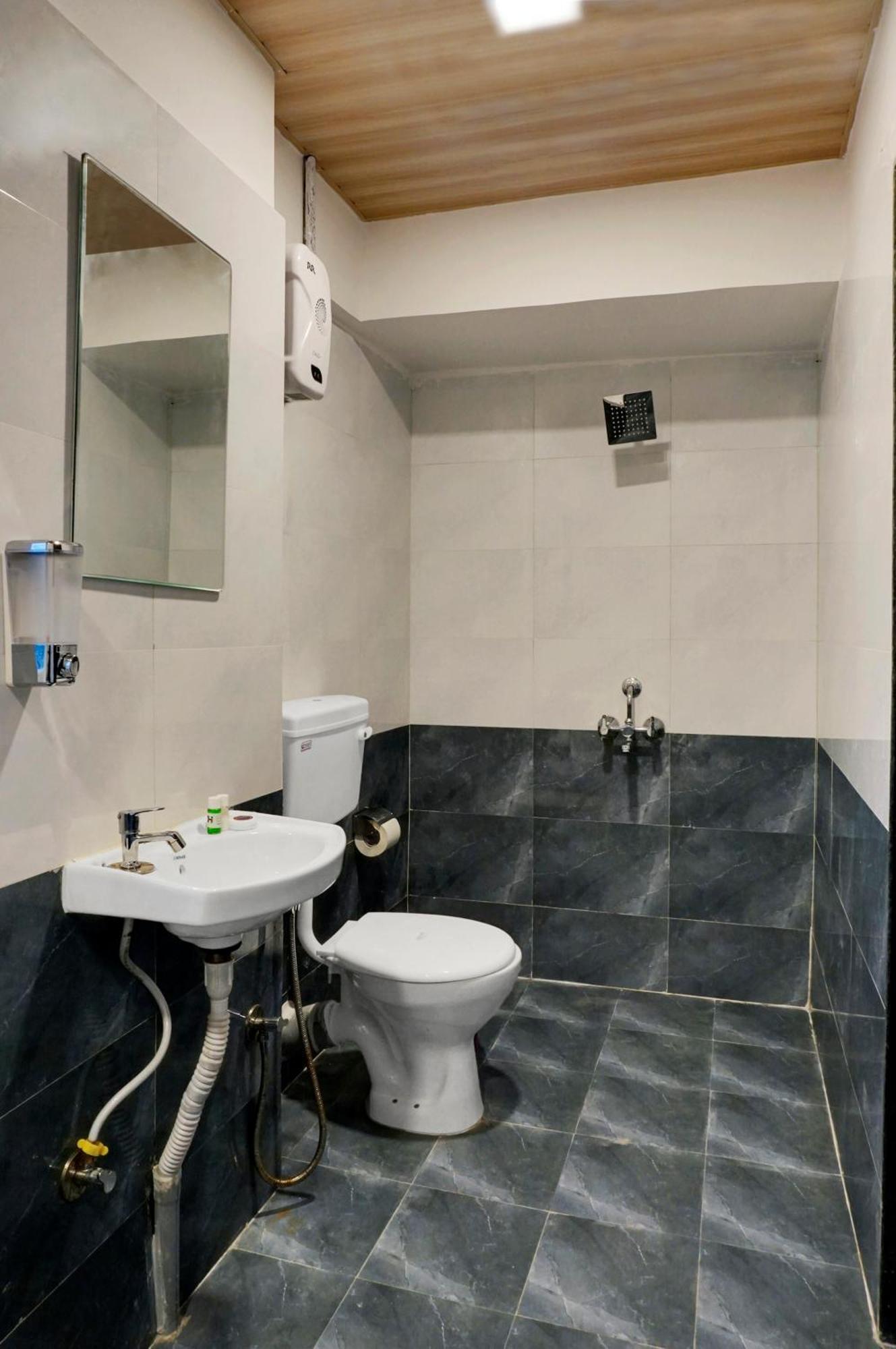 Hotel Orchard Park Pune Dış mekan fotoğraf