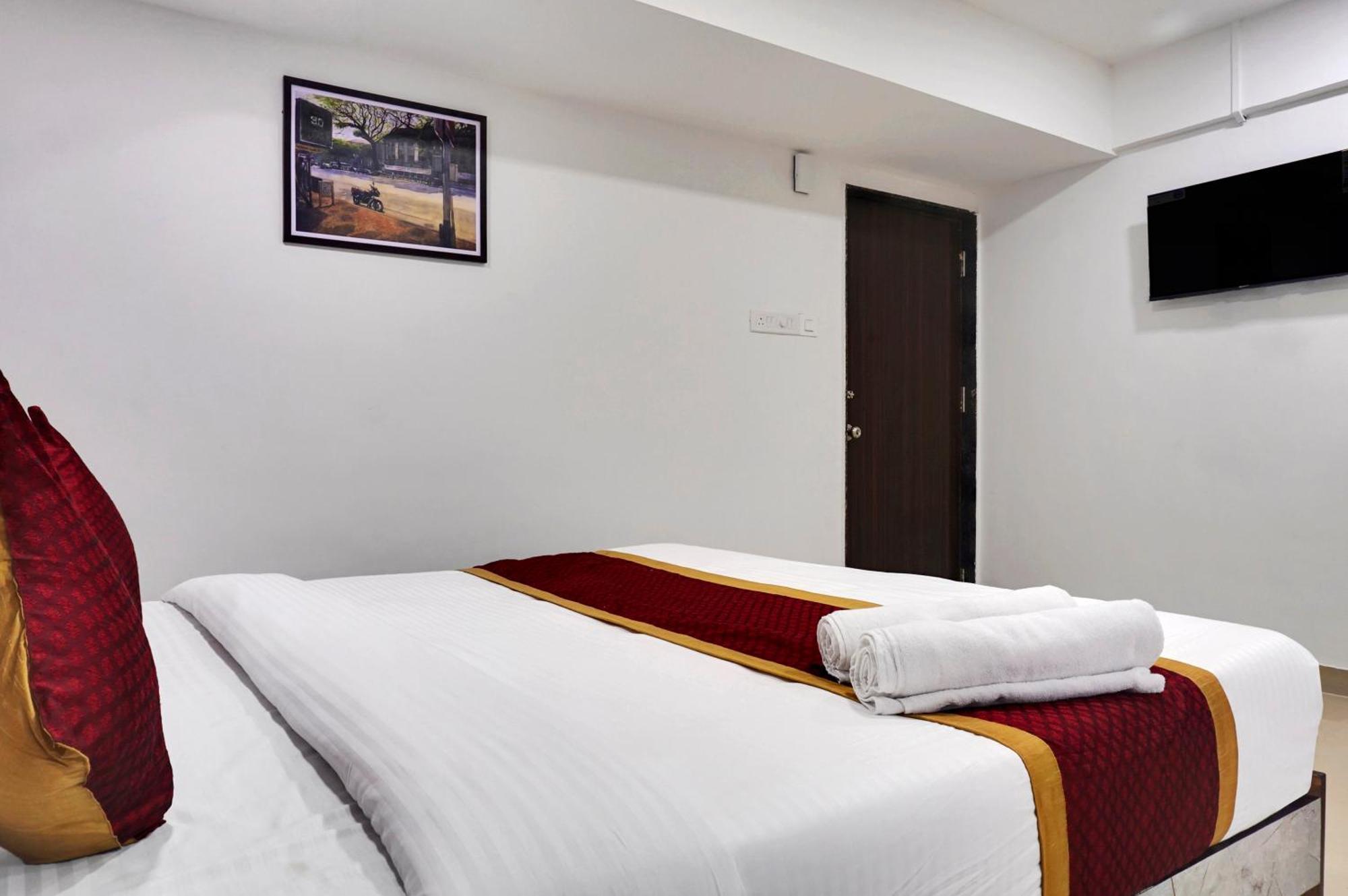 Hotel Orchard Park Pune Dış mekan fotoğraf